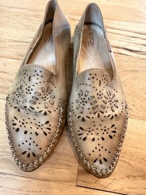 PIKOLINOS size 39 also 8-8.5